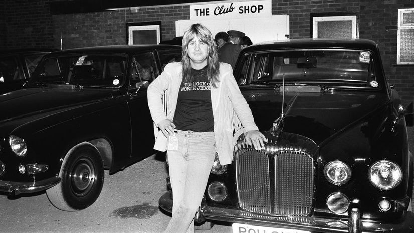 Ozzy Osbourne sa s autami nemaznal jazdil bez vodicaku