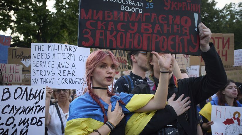 Zelenskyj cuvol lebo od Zapadu potrebuje peniaze