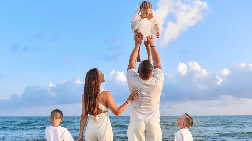 Avizovany rozvod sa napokon nekona Influencerka sa vratila k manzelovi