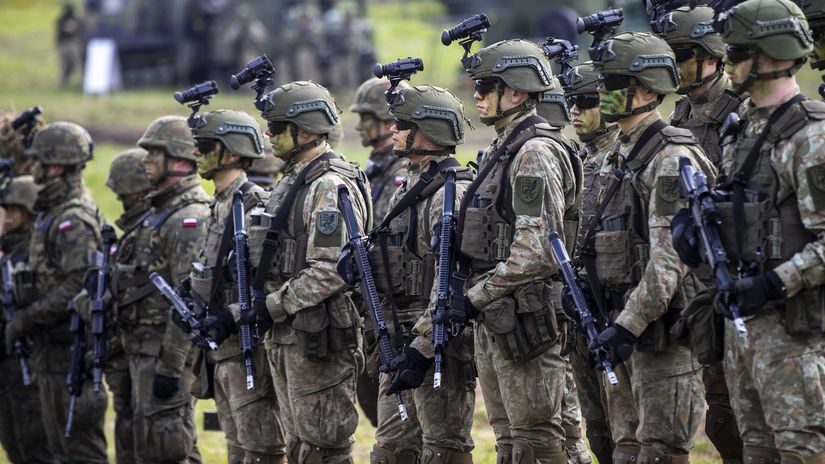 Blizko hranic s Bieloruskom prichadzaju tisice Rusov