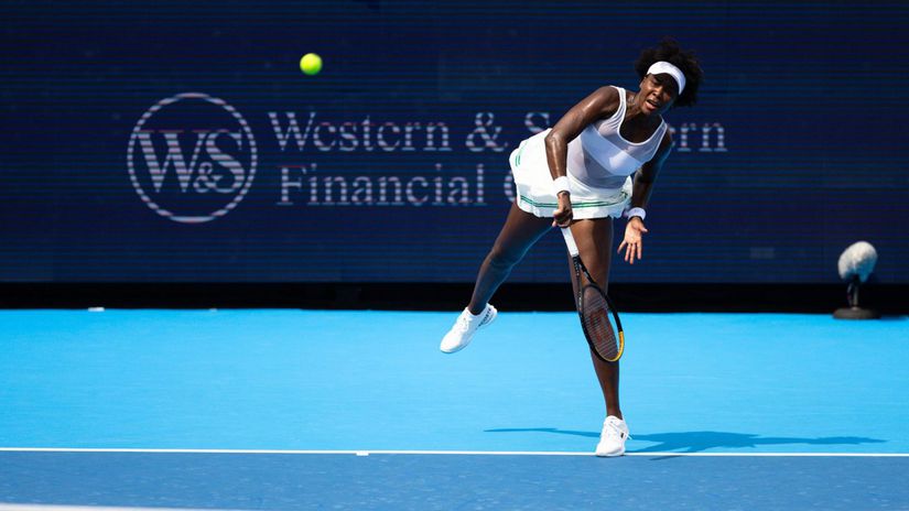 Dlhych 44 rokov sa to nikomu nepodarilo Williamsova s darcekom z US Open