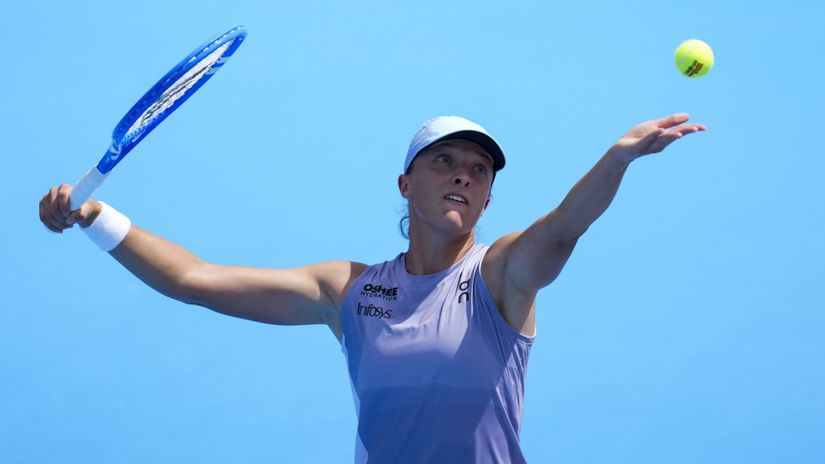 Novinar oplul po zapase Swiatekovu Pockaj to prsi opytala sa zmatena tenistka