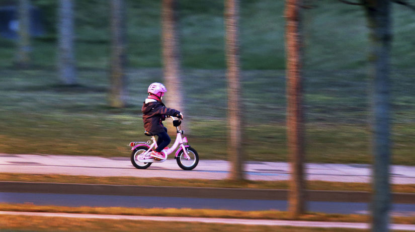 Vazny novel posiela deti na bicykloch medzi auta varuje Cyklokoalicia