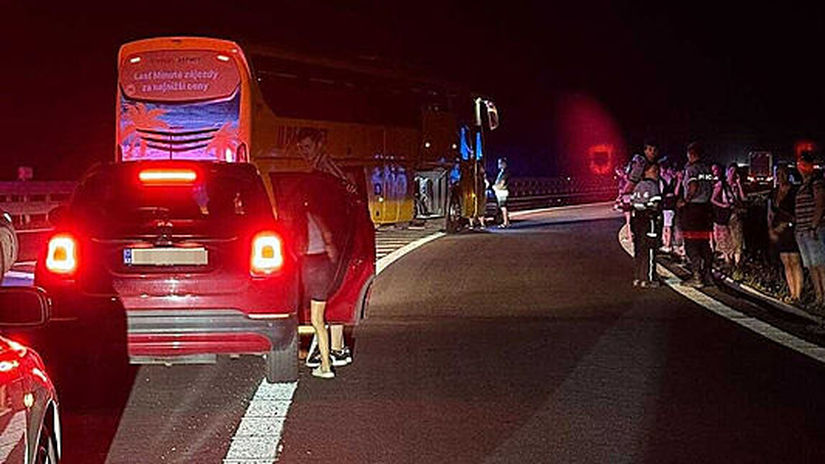 Vydeseni cestujuci volali o pomoc opity vodic unikal