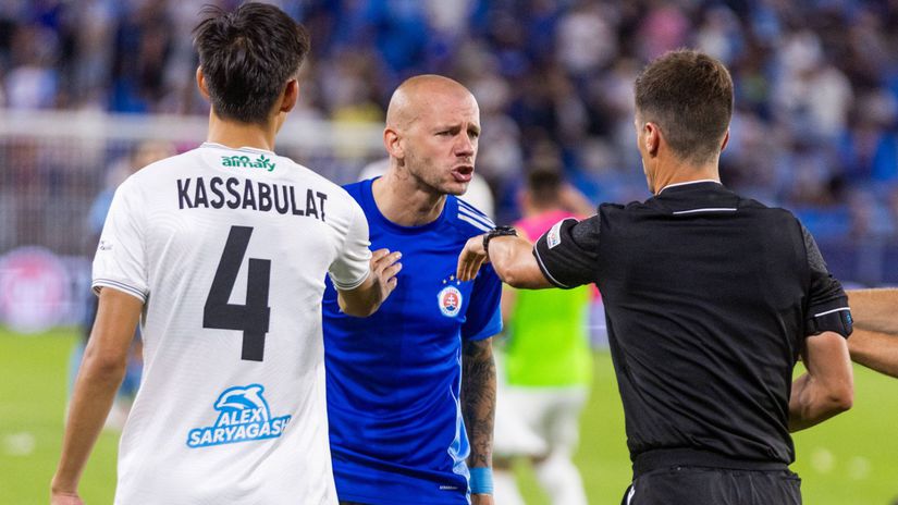 Weiss junior po dalsom skrate a cervenej karte Taky som nezmenim sa Otec povedal v kabine dolezitu vec