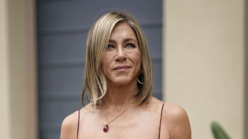 Aniston ignoruje cervene vlajky a minulost novej lasky