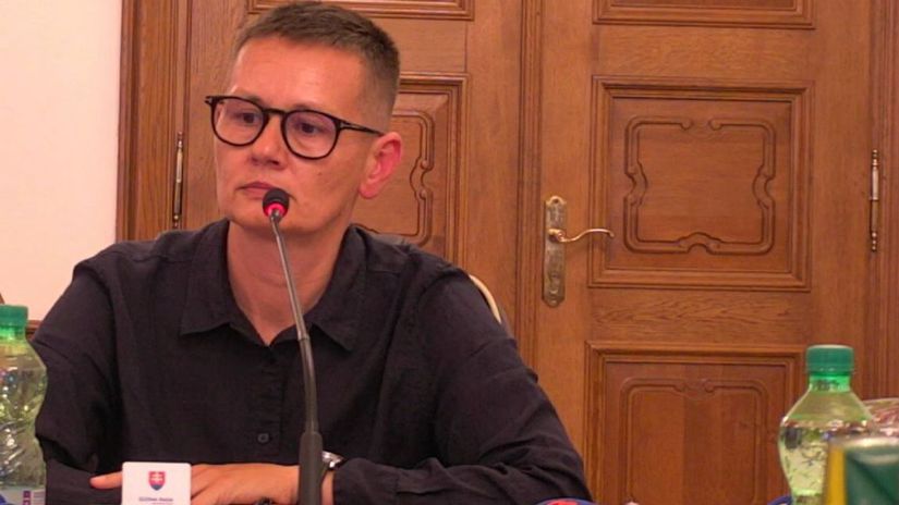 Bez asistentky covid a svedkovia z Ukrajiny Zaleska na sude zdovodnovala dve desiatky prietahov