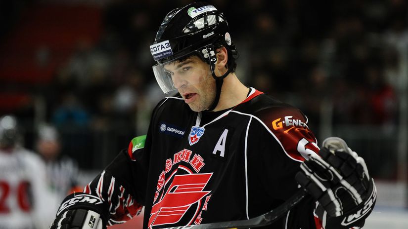 Byvaly guverner natrel Jagra Vodku nepil od zien sa drzal dalej V kasine vsak prehraval velke sumy