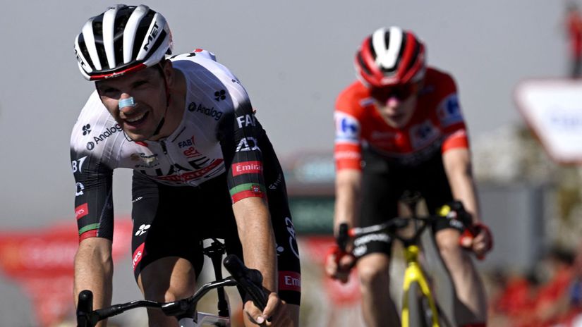 Na Vuelte sa stretli top favoriti Almeida porazil Vingegaarda