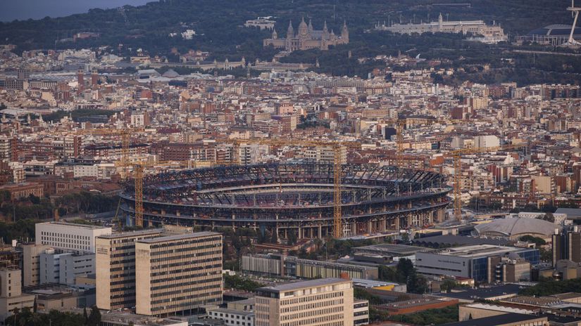Slavny stadion Nou Camp ako dialnica do Kosic