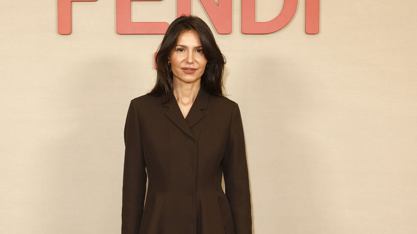 Takto sa to robi Slovenska kralovna Instagramu ziarila po boku hviezd v Milane Petra Mackova je hviezdou Fendi