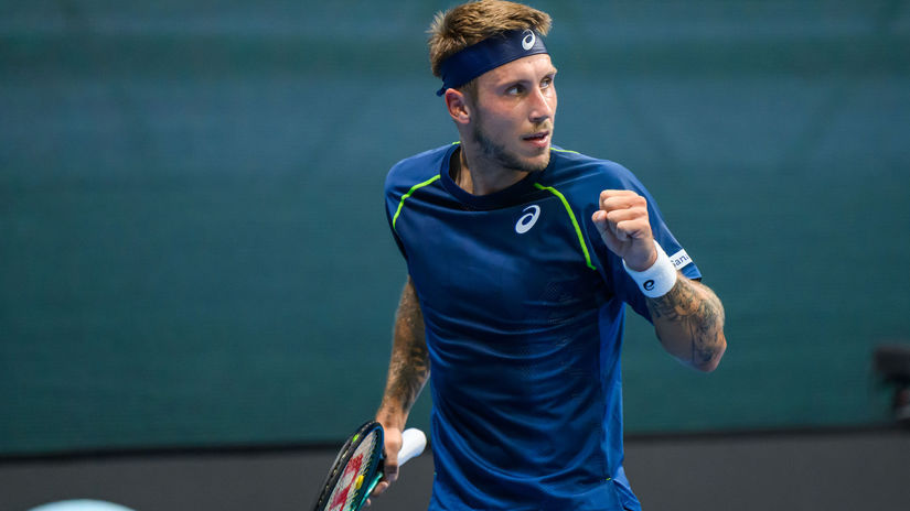 Vyborny vstup Slovakov Molcan ziskal prvy bod v Davisovom pohari