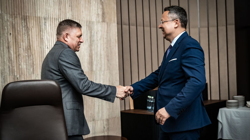 Agentura S P potvrdila Slovensku rating A negativny vyhlad