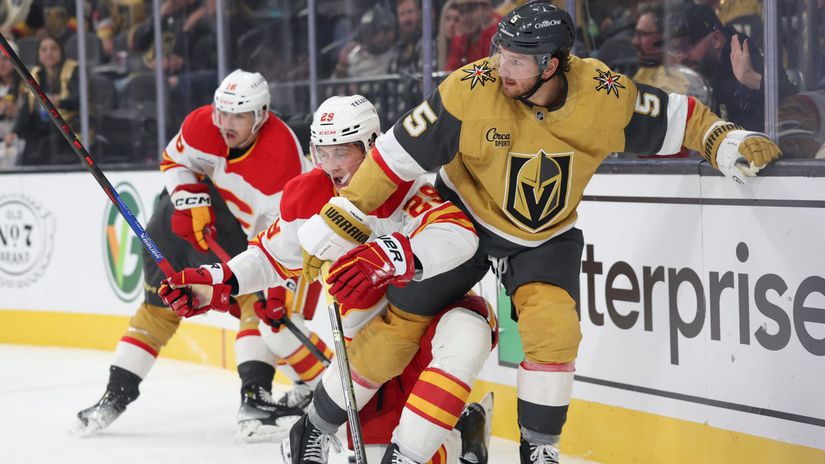 Honzek ziskal prvy bod v NHL Nemec malo hral