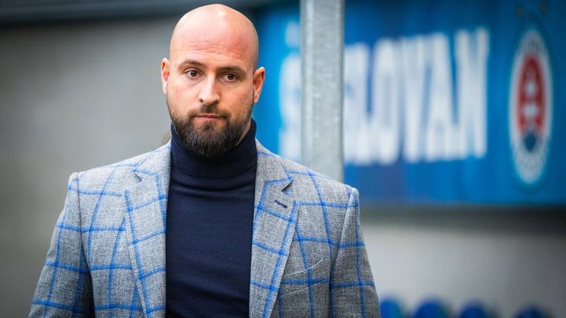 Kmotríkovci sú pod stropom, bohatí Američania čakajú. 7 Kmotrikovci su pod stropom bohati Americania cakaju