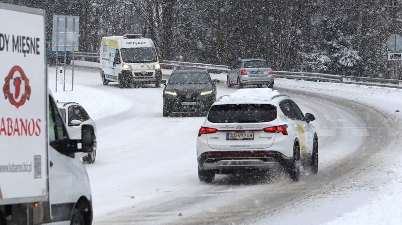 Prva velka kalamita coskoro udrie niektore okresy zasype 20 cm snehu
