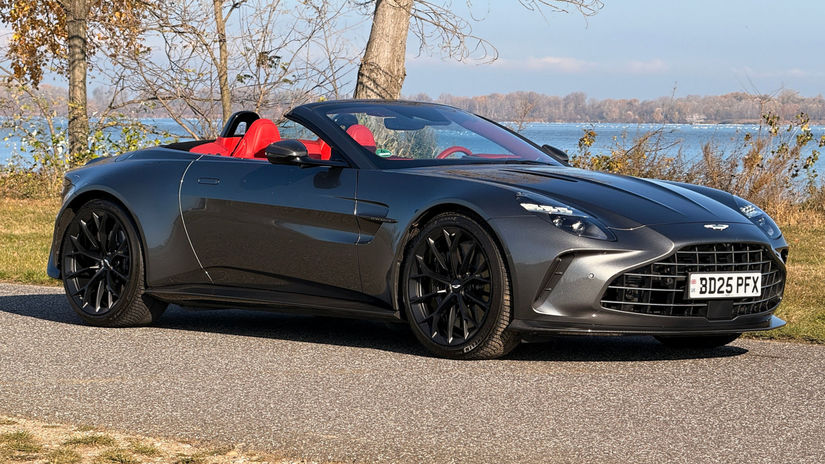Aston Martin Vantage Roadster Zvuk ako podpis trakcia ako sila