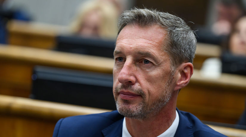 Majersky KDH malo styrikrat byt vo vlade s Ficom