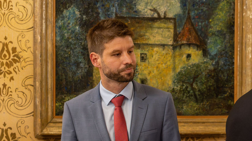 SANEP o doverihodnosti lidrov Simecka vedie Kollar je na druhej strane
