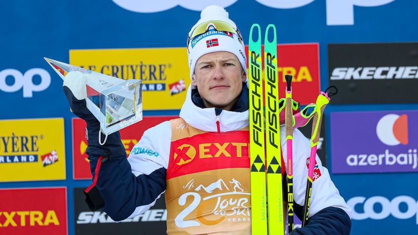 Skandal Rusi vytiahli vlajky Fini zurili Klaebo opat vyhral Tour de Ski