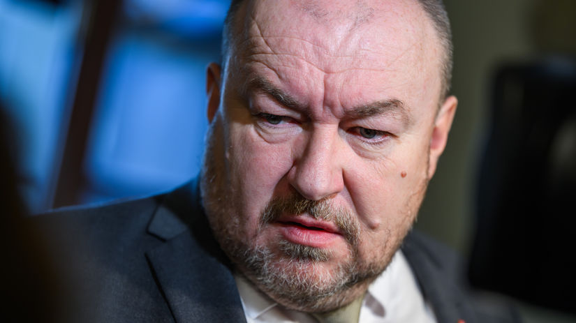 Smyk a zjazd z cesty Auto ministra Huliaka malo nehodu v Ocovej