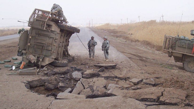 Strategicka nocna mora NATO Hnojivo a Nokie paralyzovali armady