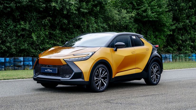 Toyota opat na vrchole viac ako 10000 aut a druhe miesto na slovenskom trhu