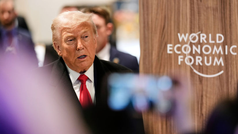 Trump zdviha varovny prst a nevylucuje utok na Iran k regionu uz smeruje obrovska flotila