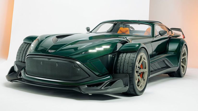 Donkervoort P24 RS Tato raketa ma 600 koni a menej nez 800 kg