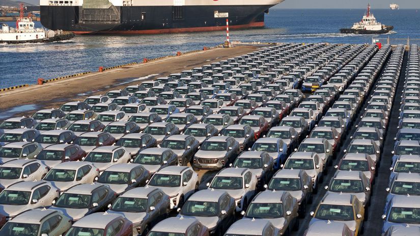 EU odklada plan na ochranu europskych elektromobilov pred Cinou