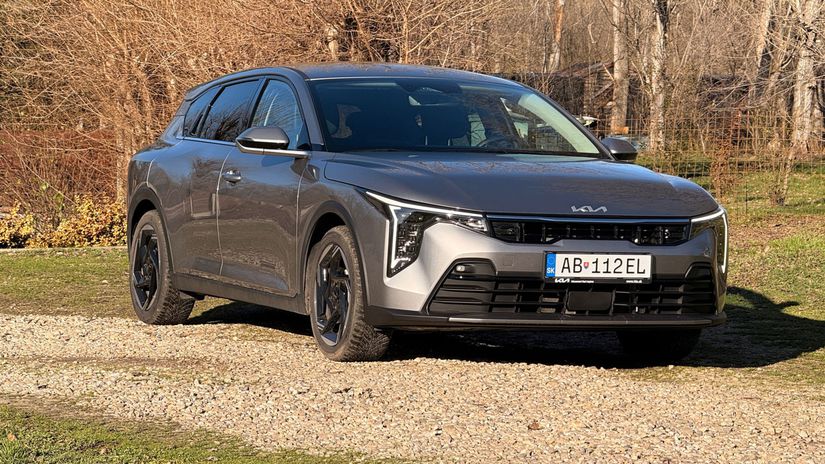 Kia K4 1 6 T GDi vyskusali sme nastupcu Ceedu Aky je