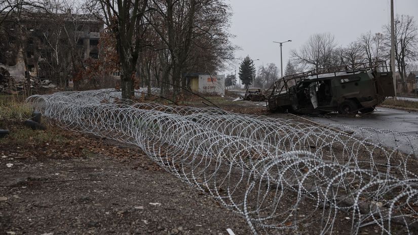 Na Slovensko prisli nelegalne cez rieku aj plot Tisice Ukrajincov utekaju pred mobilizaciou stovky riskuju zivot na hranicach