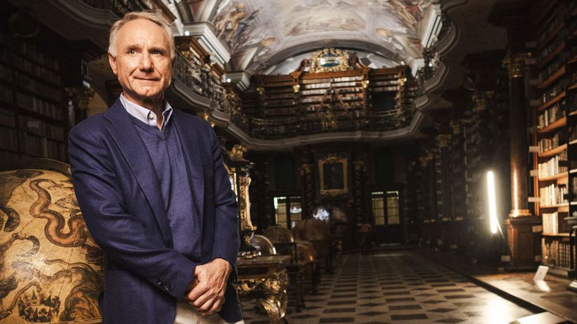 Netflix sfilmuje Posledne tajomstvo Dana Browna Co objavite ked sa vyberiete po jeho stopach v Prahe Aj pribeh prostitutky Tonky Sibenice