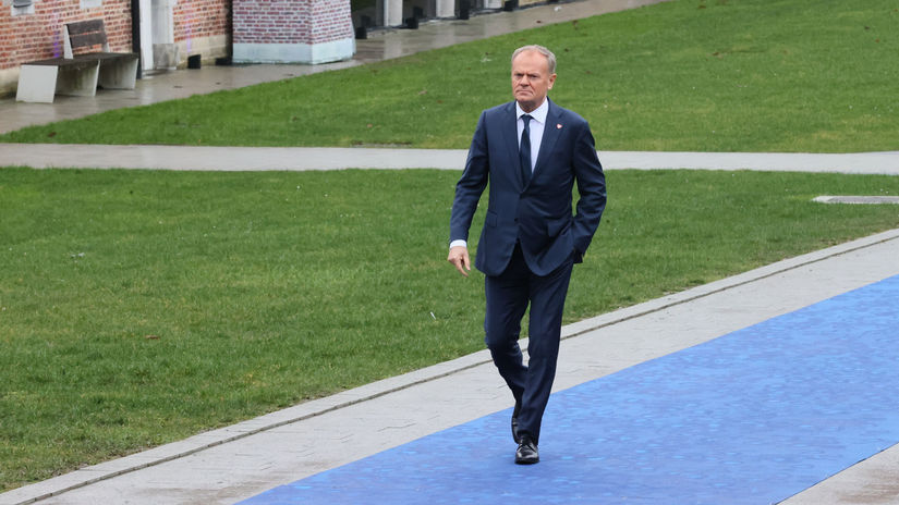 Nieco sa deje Tusk vyzval Poliakov aby okamite opustili Iran