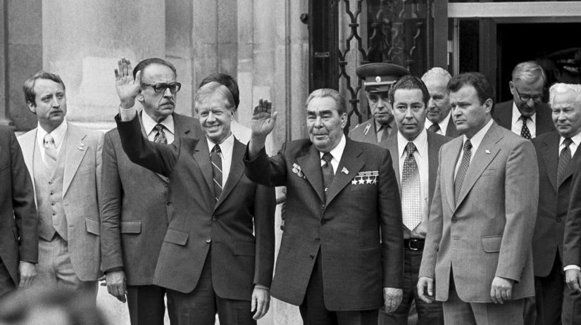 Proti Dubcekovi vyslal tanky v Rusku ho zacali prijimat s uctou Breznevovi by chceli postavit sochu