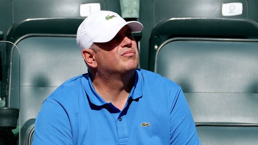 Slovak Platenik trenuje Moskovcanku ktora dostala vynimku od Macrona Je to tazky chlieb pod obrovskym tlakom