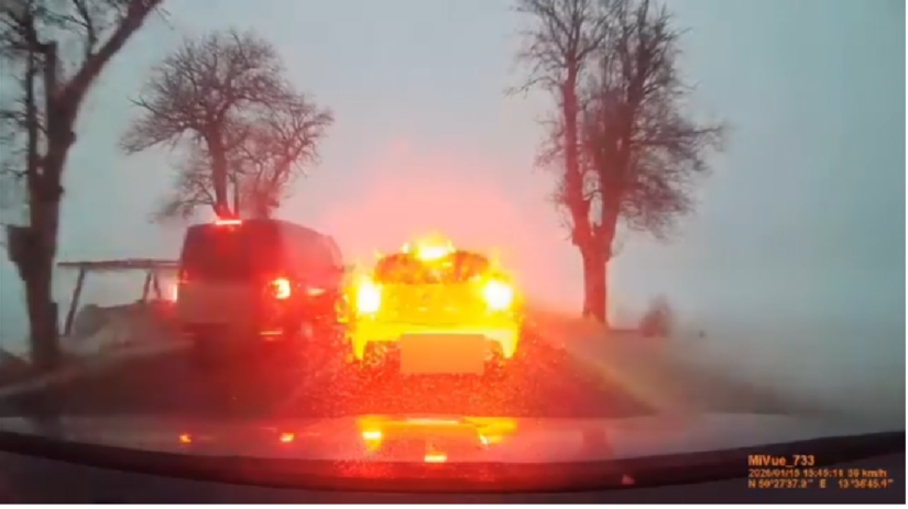 VIDEO Mimoriadny zasah policie Pozrite si ako necakane prekvapili drogovych dielerov