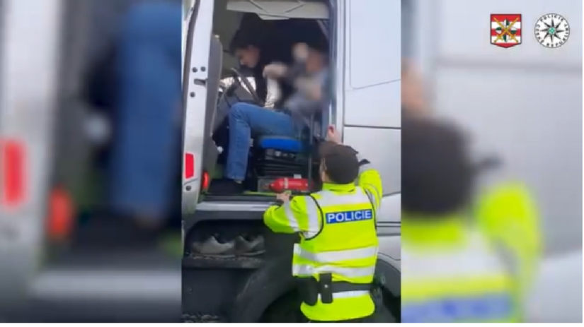 VIDEO Sofr narazil do stromu mysleli si ze bol opity nakoniec to bolo omnoho vaznejsie