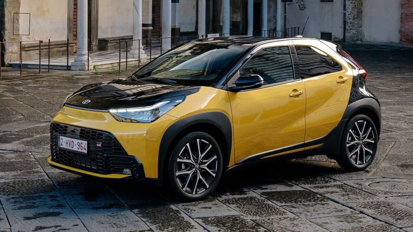 Videotest Modernizovana Toyota Aygo Cross Mestsky sikovnik s dospelackou technickou