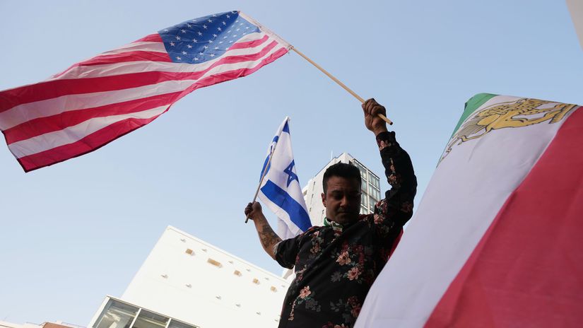 Bola to loz izraelcania pouzili tu istu taktiku akou nas vtiahli do vojny v iraku tvrdi sef protiteroristickeho centra usa z dovodu protestu rezignoval