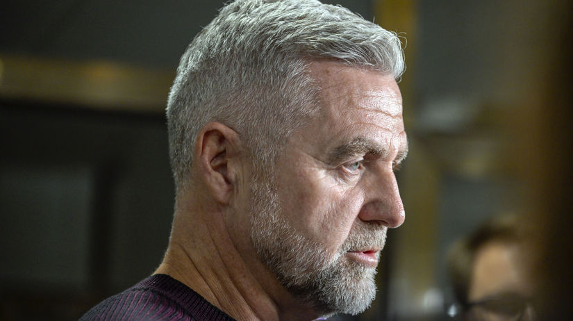 Gasparovi prekazuju farmaceuticke firmy prizivujuce sa na zdravotnictve Navrhuje zostatnenie niektorych sluzieb