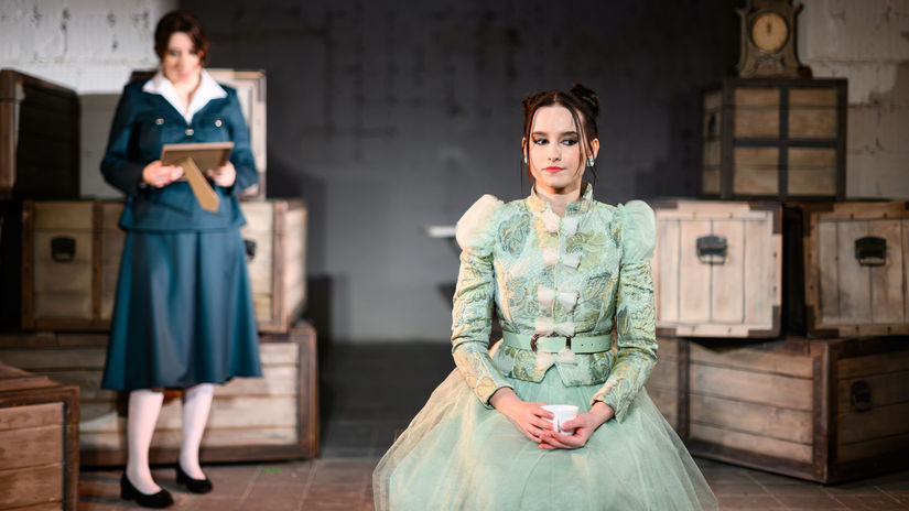 Ivana Kolosova Po Adele Ostroluckej hram v Troch sestrach od Cechova Aj ja sa obcas citim vyczerpana ako Irina