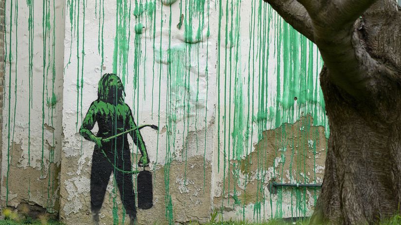 Maska tajomneho Banksyho definitivne spadla novinari ho vystopovali na Ukrajine a odhalili jeho skutone meno