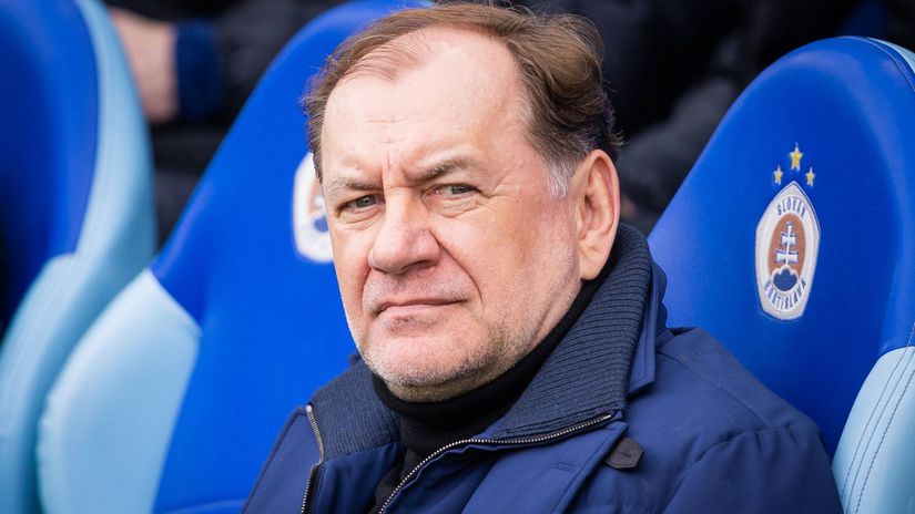 Na kobercek pred fanusikov Slovana Nikdy Iba nam nadavali a hadzali po nas veci