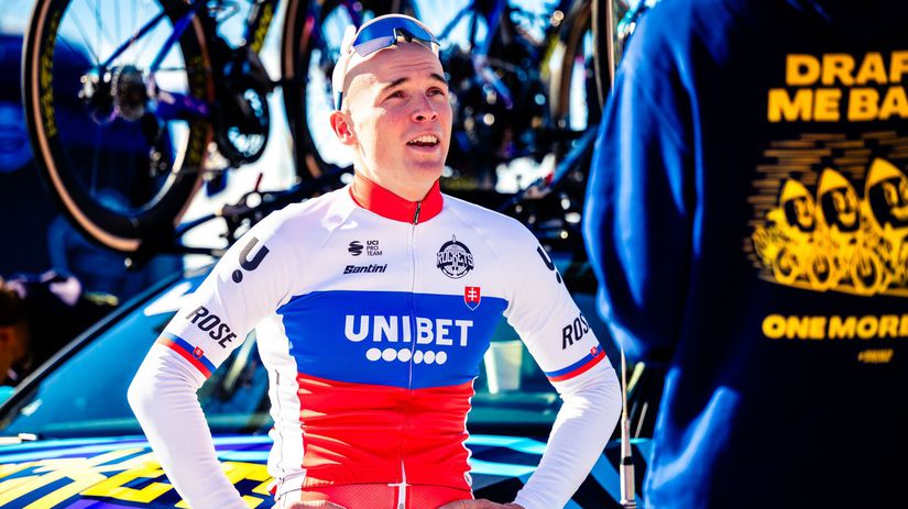 Nie som jediny 97 percent pelotonu si mysli to iste vsetci cakame nie na to ci to ten chlap spravi ale kedy to urobi