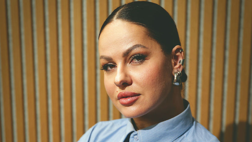 Spevacka Lina Mayer Dolezitejsia nez snaha o dokonalomst je autenticita pretoze ta nas robi ludmi