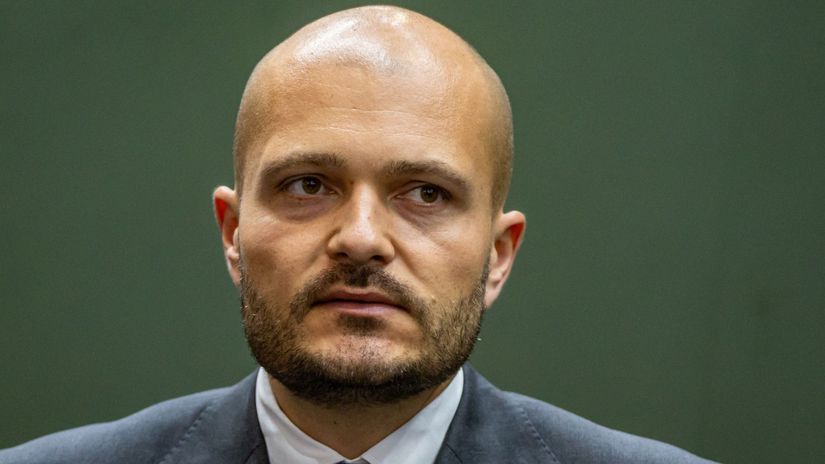 Strnad hovoril o udajnom prepojeni jeho skupiny na Kalinaka Povazujem za potrebne uvies niekolko faktov