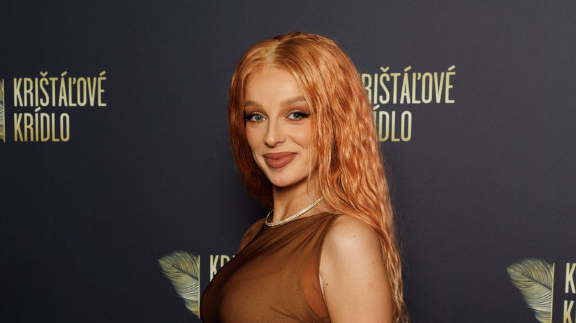 Ujo naozaj Spevacka Sima po Kristalovom kridle skritizovala znameho laureata moze za to poznamka o Gombitovej bielizni