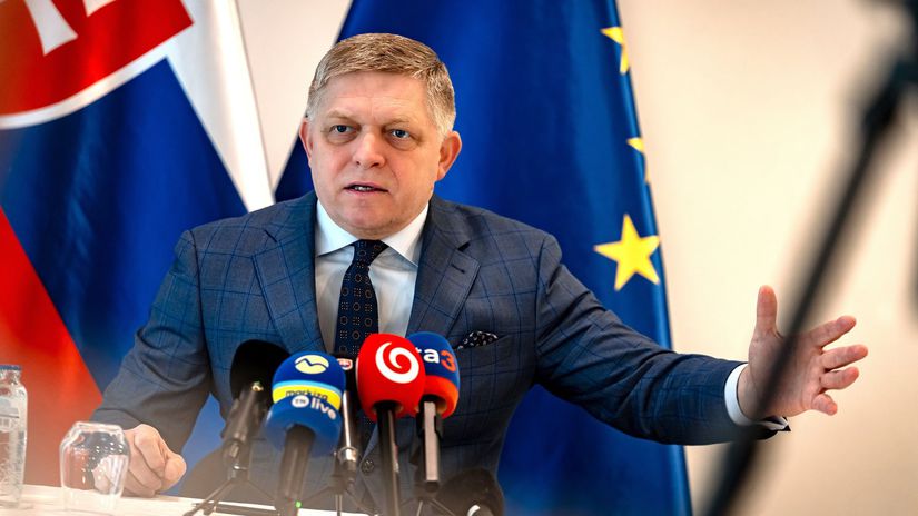 Uprednostnuje EU Ukrajinu pred Slovenskom a Madarskom Kyjev by mal tiez urobit gesto tvrdi analytik