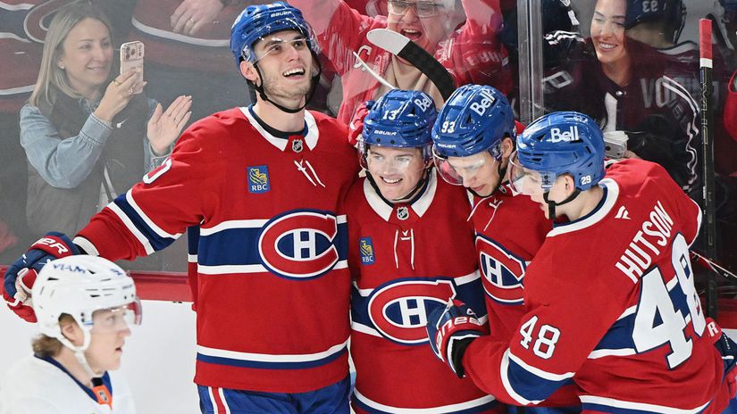 Vynimocny Slafkovsky Prvy stvorbodovy zapas v kariere a hviezda duelu Snazim sa nas nastartovat dnes sa to podarilo